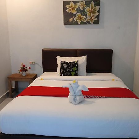 Ayu Homestay Kuta  Esterno foto