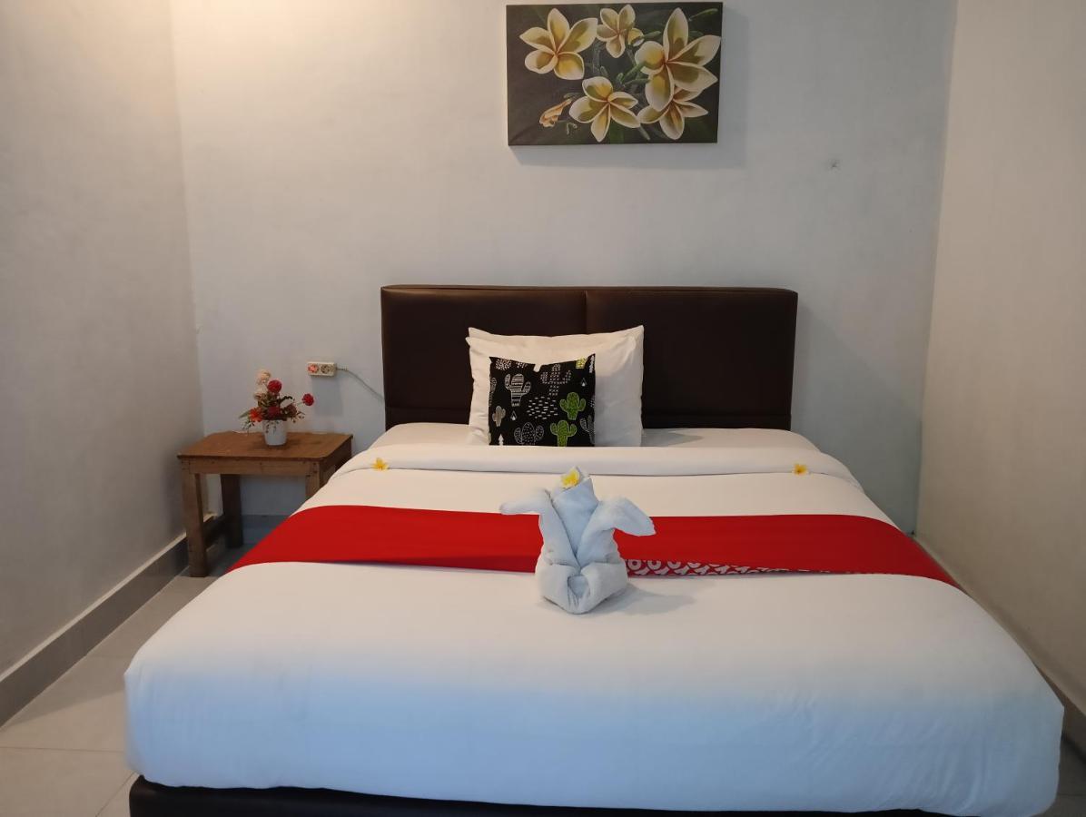 Ayu Homestay Kuta  Esterno foto