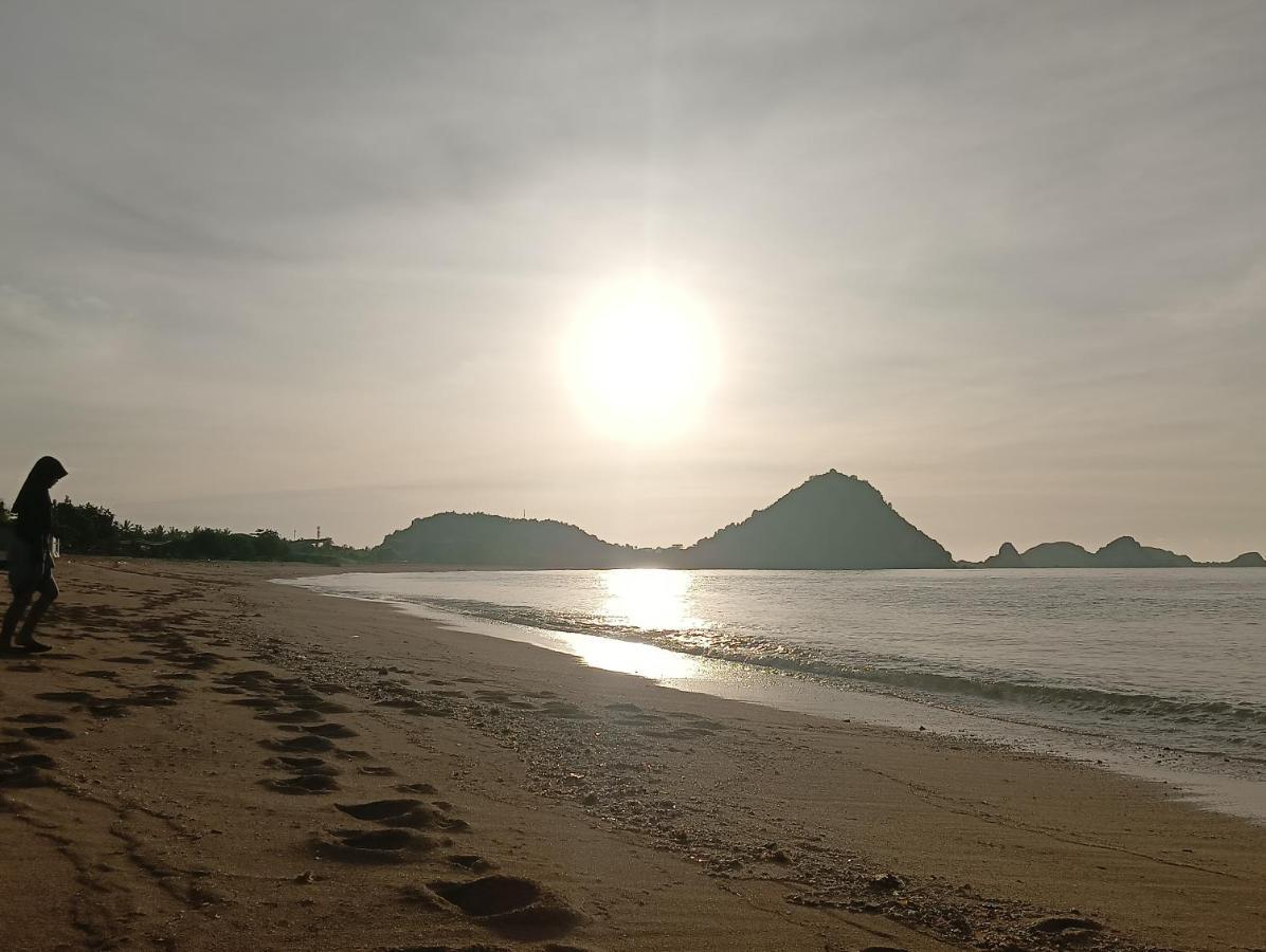 Ayu Homestay Kuta  Esterno foto