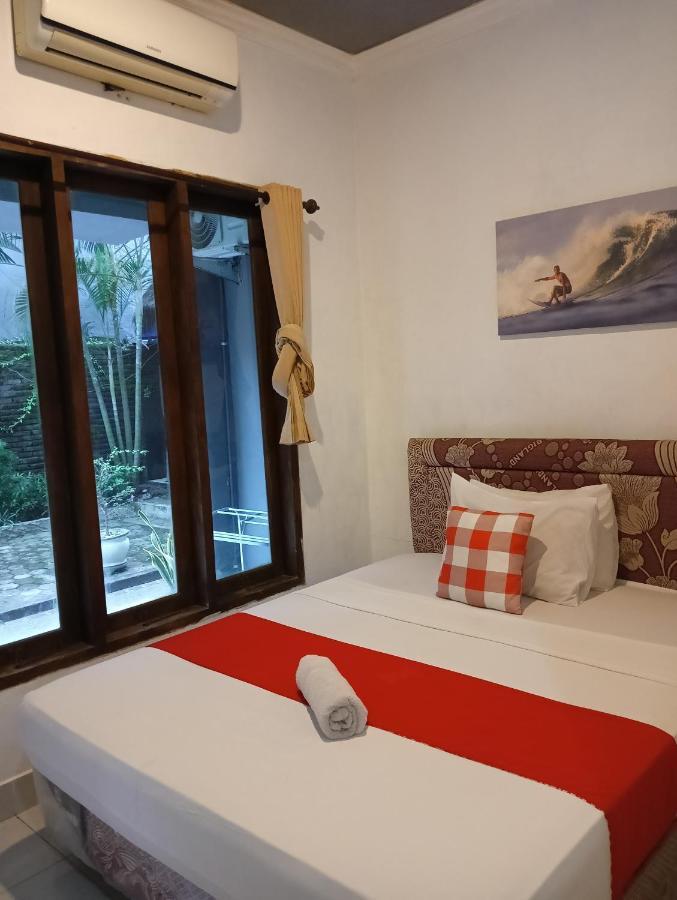 Ayu Homestay Kuta  Esterno foto